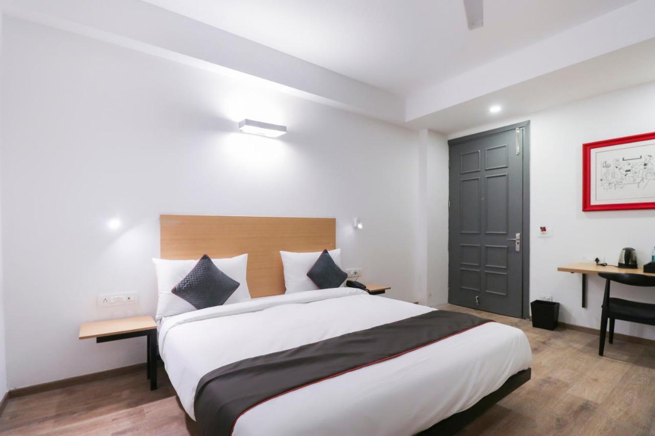 Townhouse Noida Sector 71 Near Iskcon Temple Noida Hotel Indirapuram Exterior photo